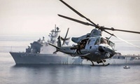 BELL-UH-1-HUEY - Helicopter